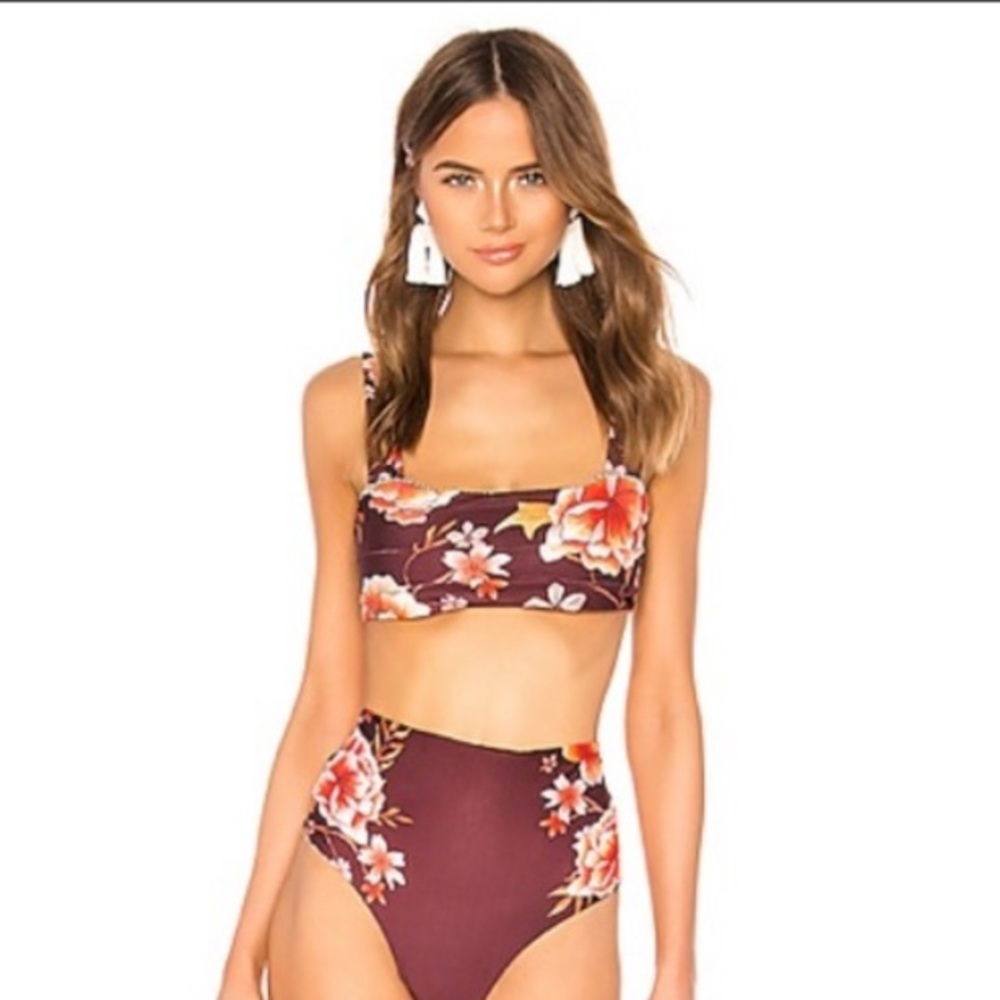NWT Agua Bendita Grace Bikini Top Only Size Medium
